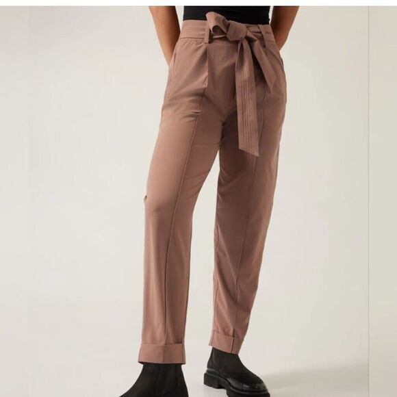Athleta Pants Women Plus 26 Rustic Beige Cardiff Sash Stretch Lightweight NEW - Picture 1 of 14